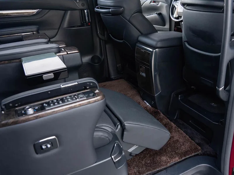 Toyota Alphard — фото 21