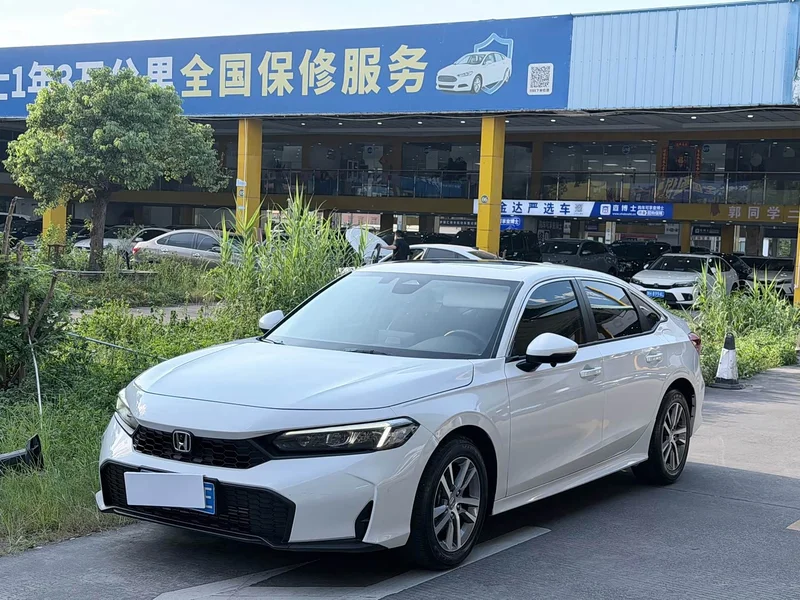 Honda Civic — фото 1