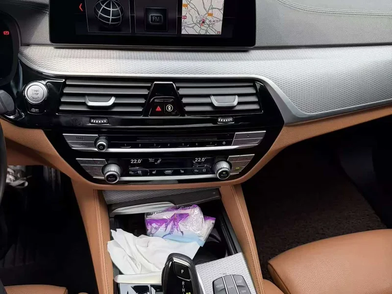 BMW 6 Series GT — фото 16