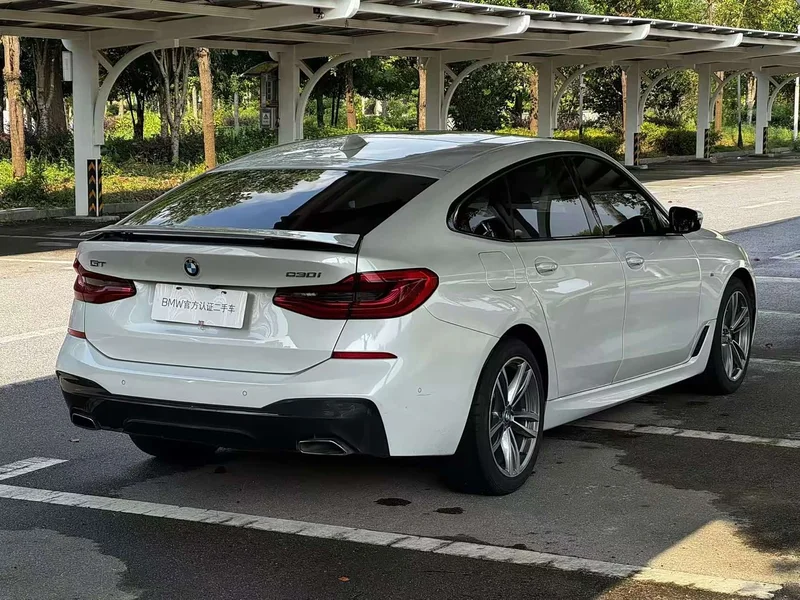 BMW 6 Series GT — фото 8