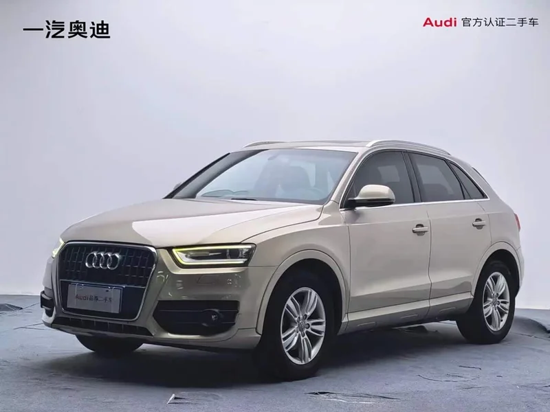 Audi Q3 — фото 1