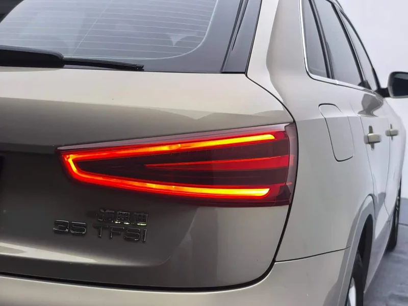 Audi Q3 — фото 19