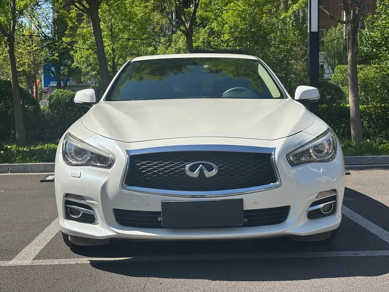 Infiniti Q50L — фото 2