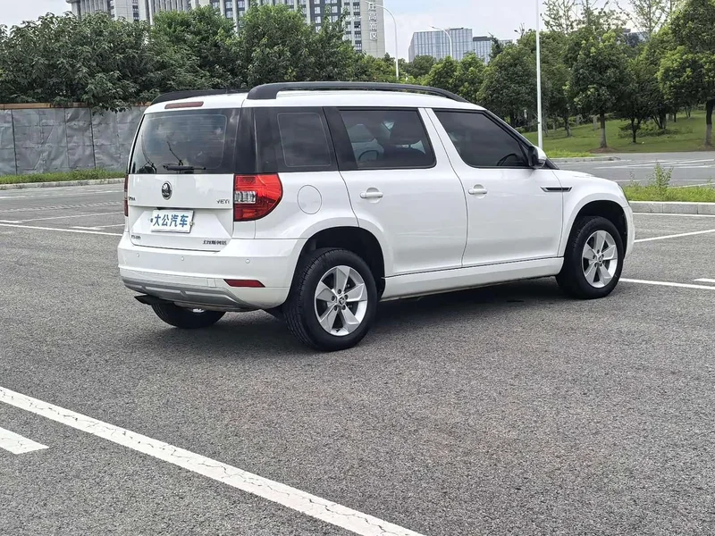 Skoda Yeti — фото 8