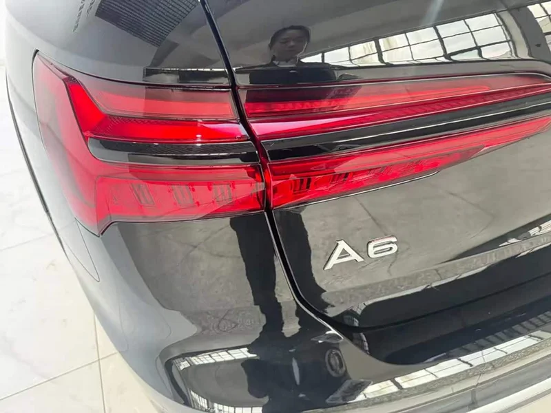 Audi A6 — фото 11