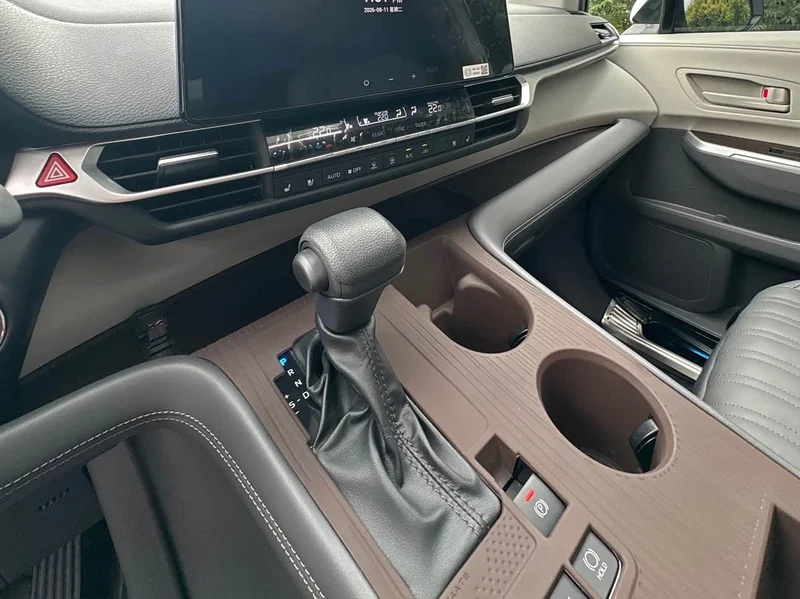 Skoda Roomster — фото 14