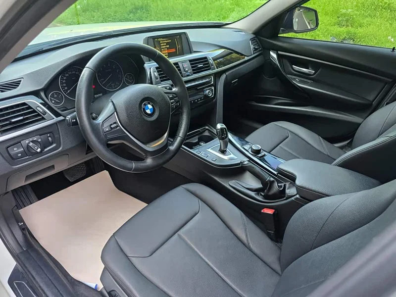 BMW 3-Series — фото 10