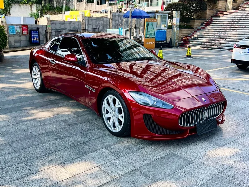 Maserati GranTurismo — фото 3