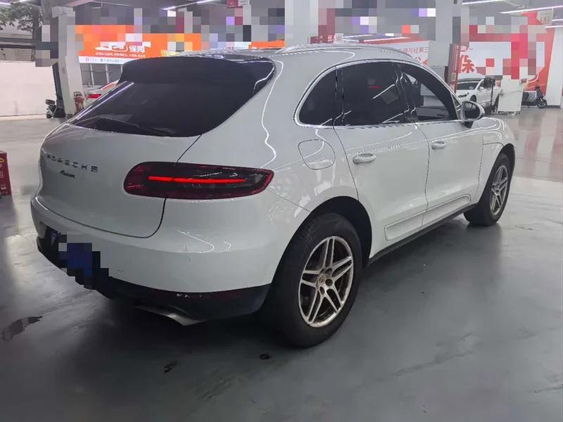 Porsche Macan — фото 9