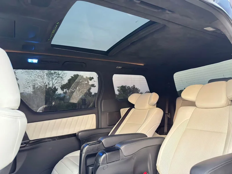 Toyota Alphard — фото 18