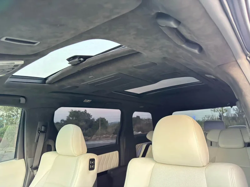 Toyota Alphard — фото 19