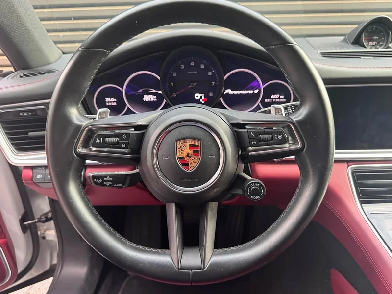 Porsche Panamera — фото 10