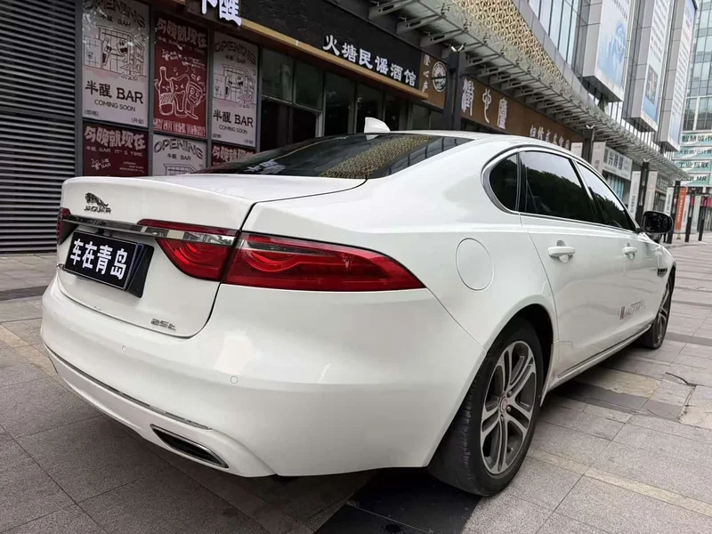 Jaguar XFL — фото 15