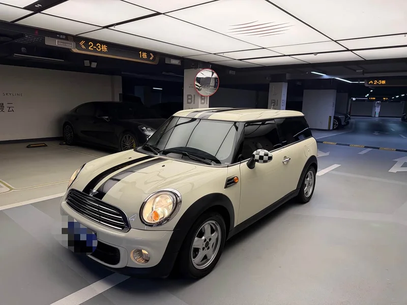 MINI CLUBMAN — фото 1