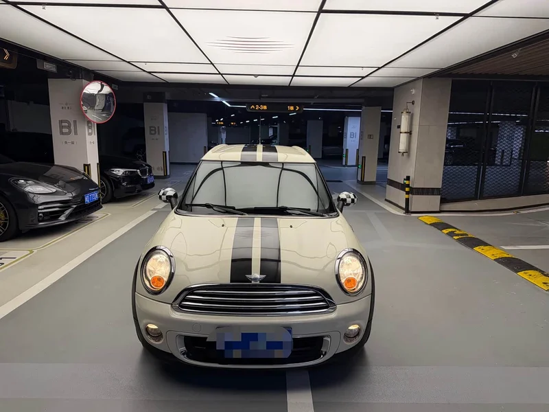 MINI CLUBMAN — фото 2