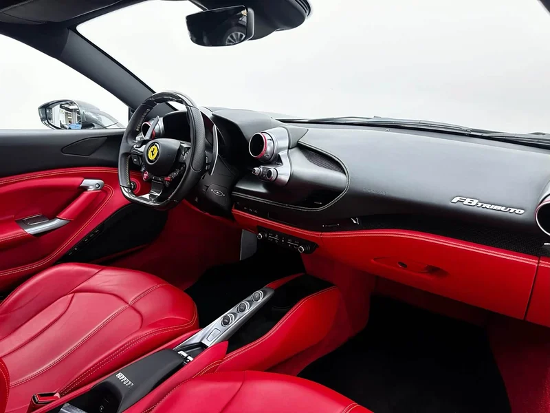 Ferrari F8 — фото 15
