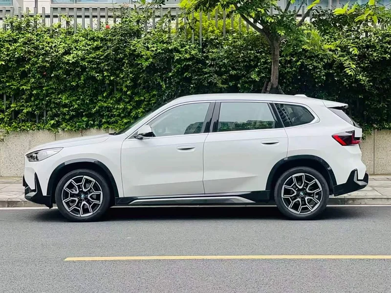 BMW X1 — фото 2