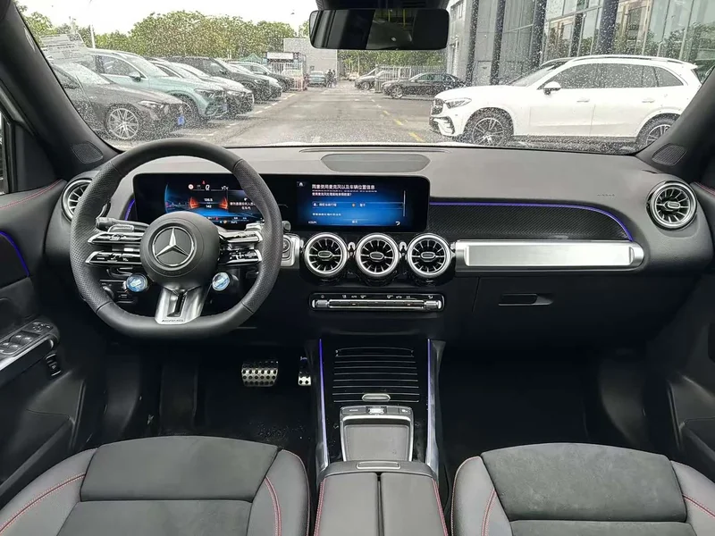 Mercedes-Benz GLB AMG — фото 16