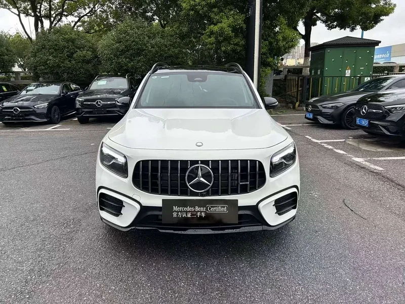 Mercedes-Benz GLB AMG — фото 2
