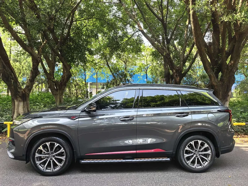 Changan CS75PLUS — фото 3
