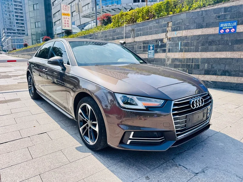 Audi A4L — фото 4