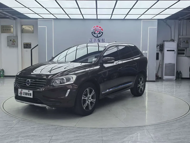 Volvo XC60 (Imported)