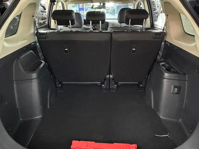 Mitsubishi Outlander — фото 13