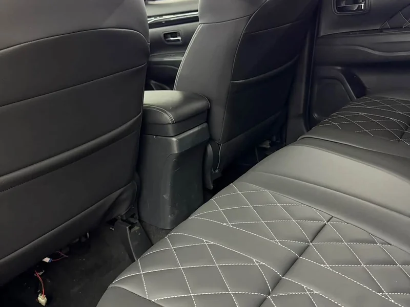 Mitsubishi Outlander — фото 14