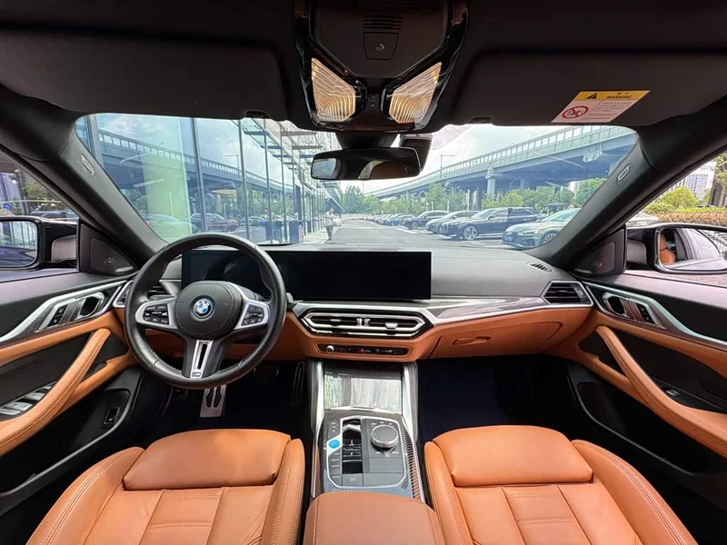 BMW i4 — фото 10