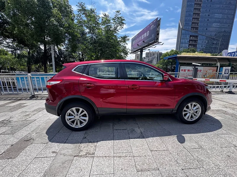 Nissan Qashqai — фото 13