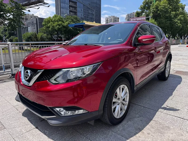 Nissan Qashqai — фото 2