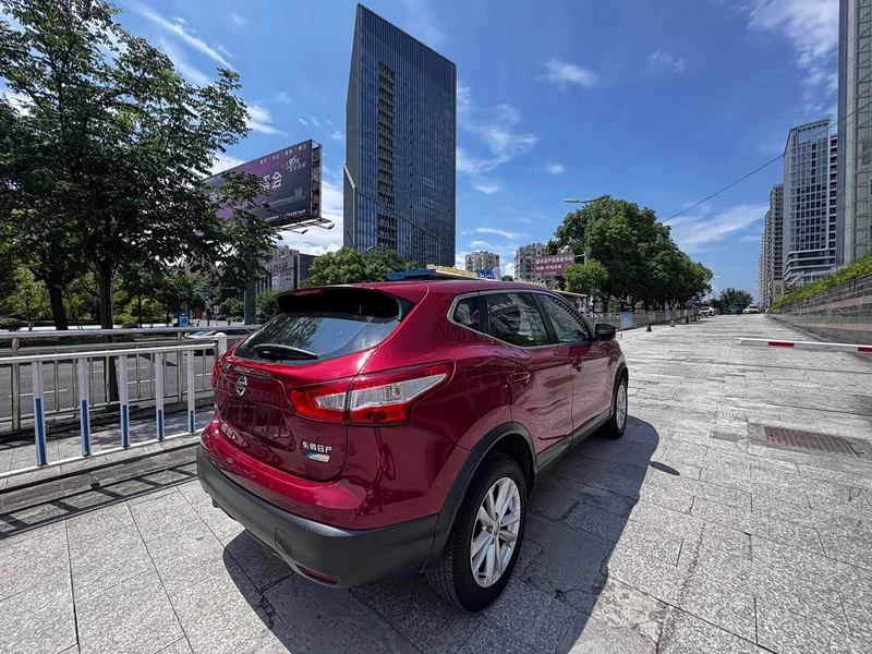 Nissan Qashqai — фото 9