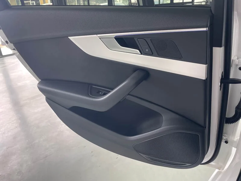 Audi A4L — фото 25