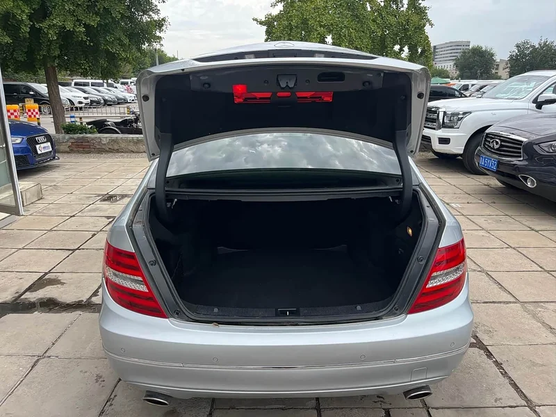 Mercedes-Benz C-Class — фото 24