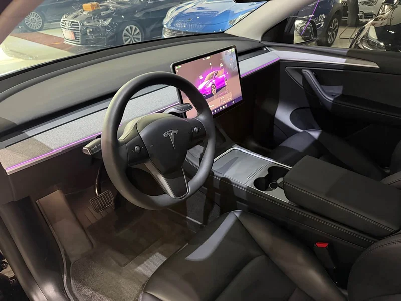 Tesla Model Y — фото 4