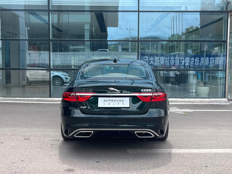 Jaguar XFL — фото 10