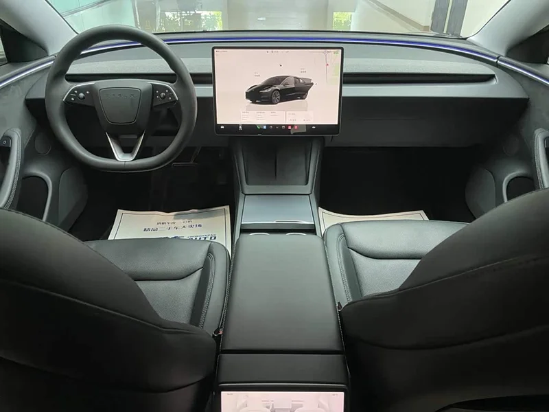 Tesla Model 3 — фото 12