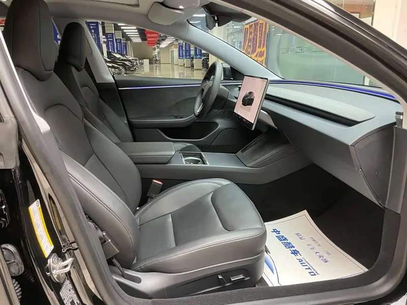 Tesla Model 3 — фото 15