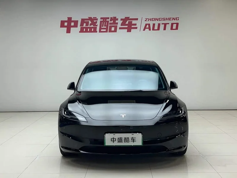 Tesla Model 3 — фото 2