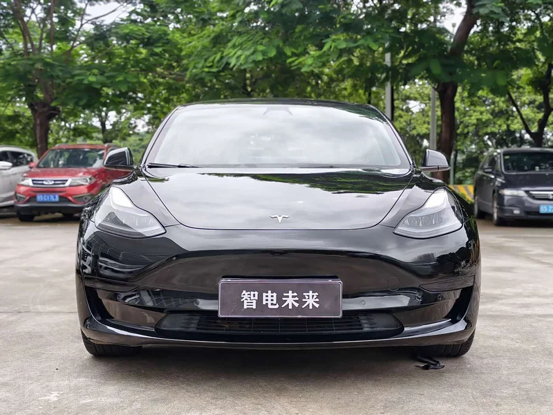Tesla Model 3 — фото 16