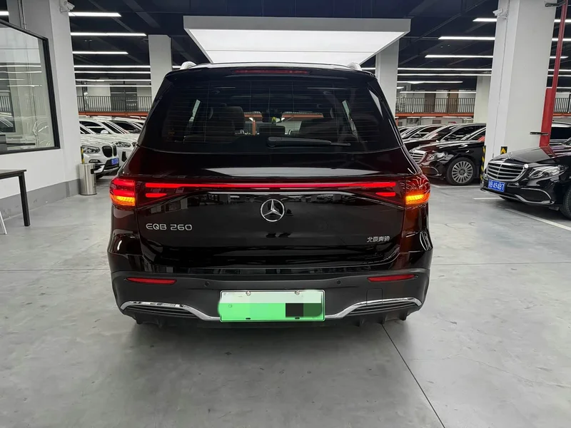 Mercedes-Benz EQB — фото 16