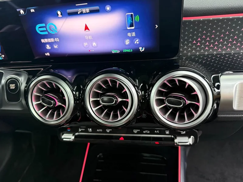 Mercedes-Benz EQB — фото 10