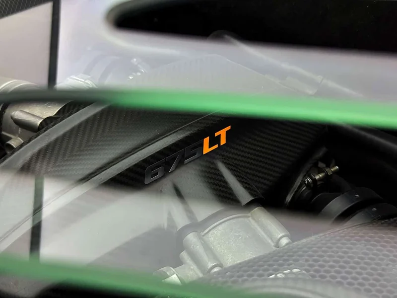 McLaren 675LT — фото 16