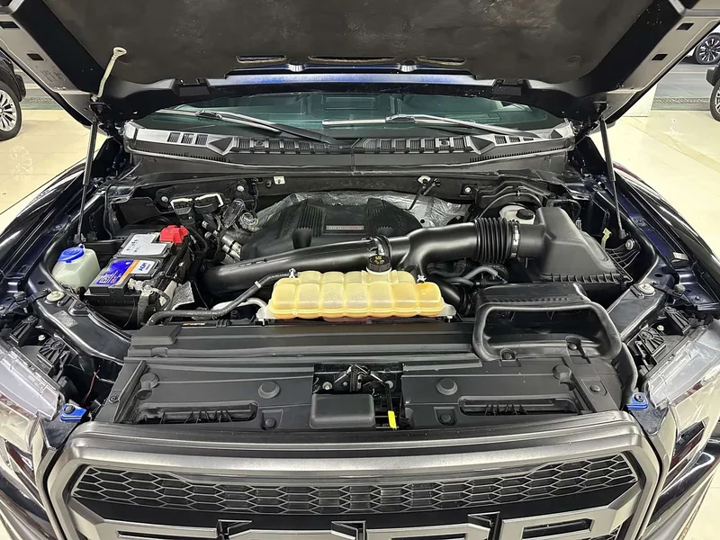 Ford F-150 Raptor — фото 13
