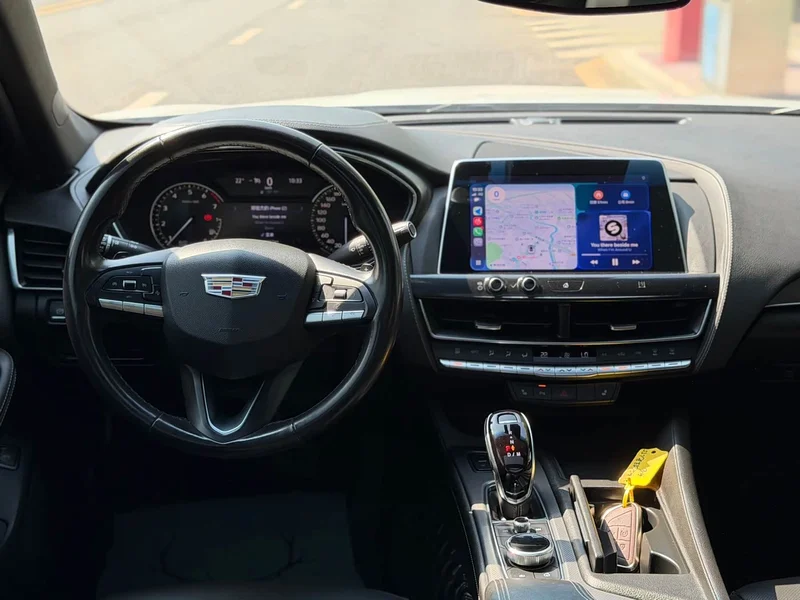 Cadillac CT5 — фото 18