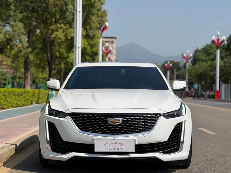 Cadillac CT5 — фото 2