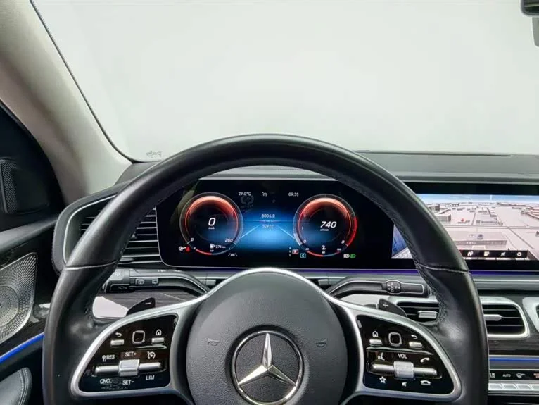 Mercedes-Benz GLE — фото 11
