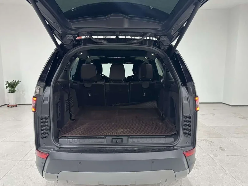 Land Rover Discovery — фото 11