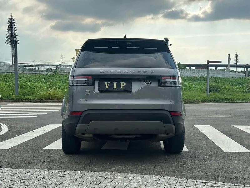 Land Rover Discovery — фото 13