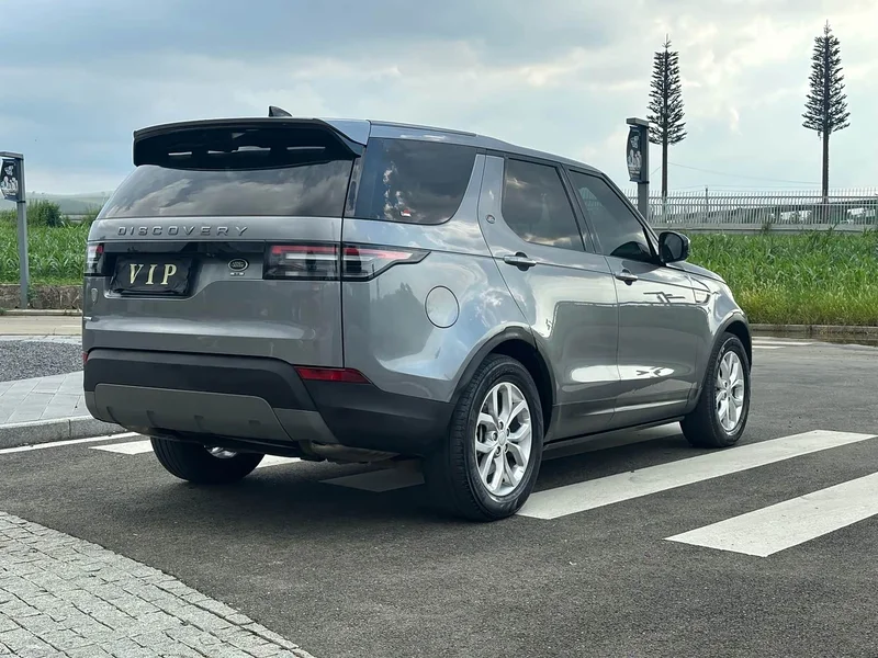 Land Rover Discovery — фото 14